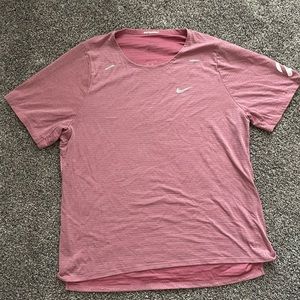Nikes Men’s Pink Peloton Dri-Fit Shirt - X-Large